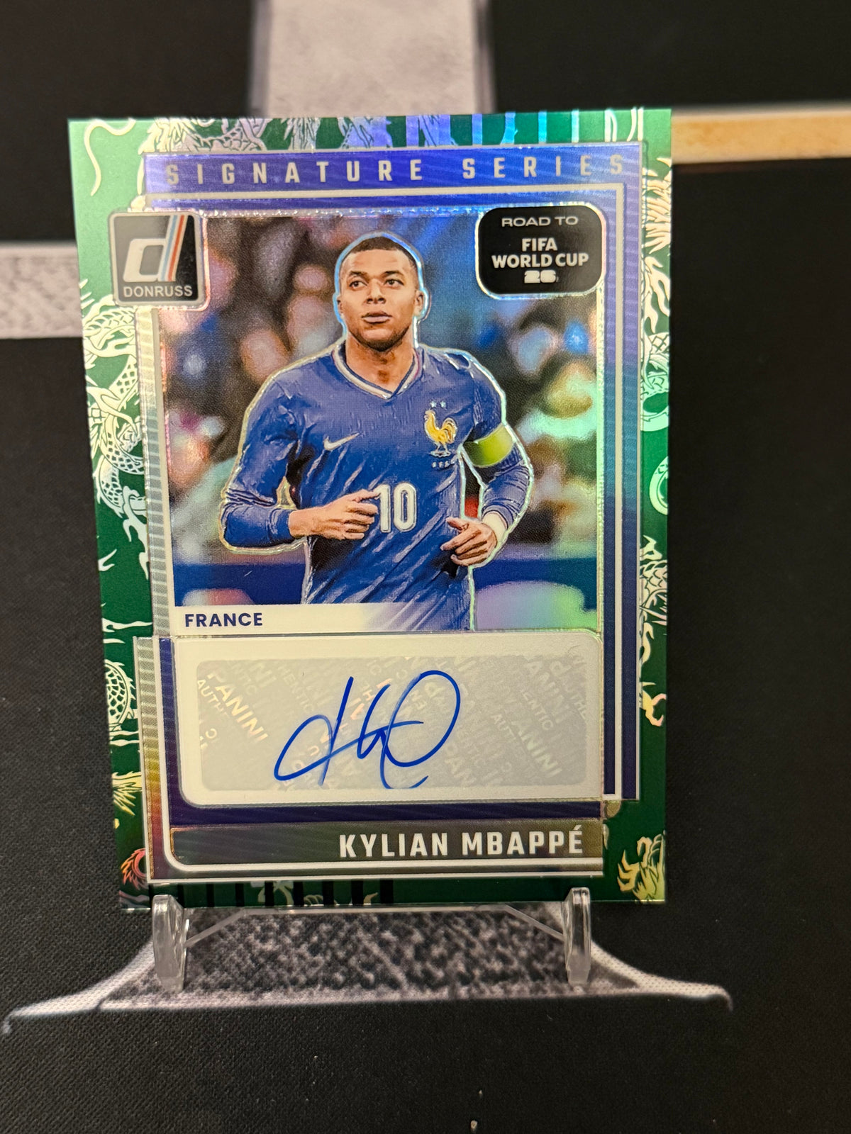 Kylian Mbappé Dragon autograph 099/199 front